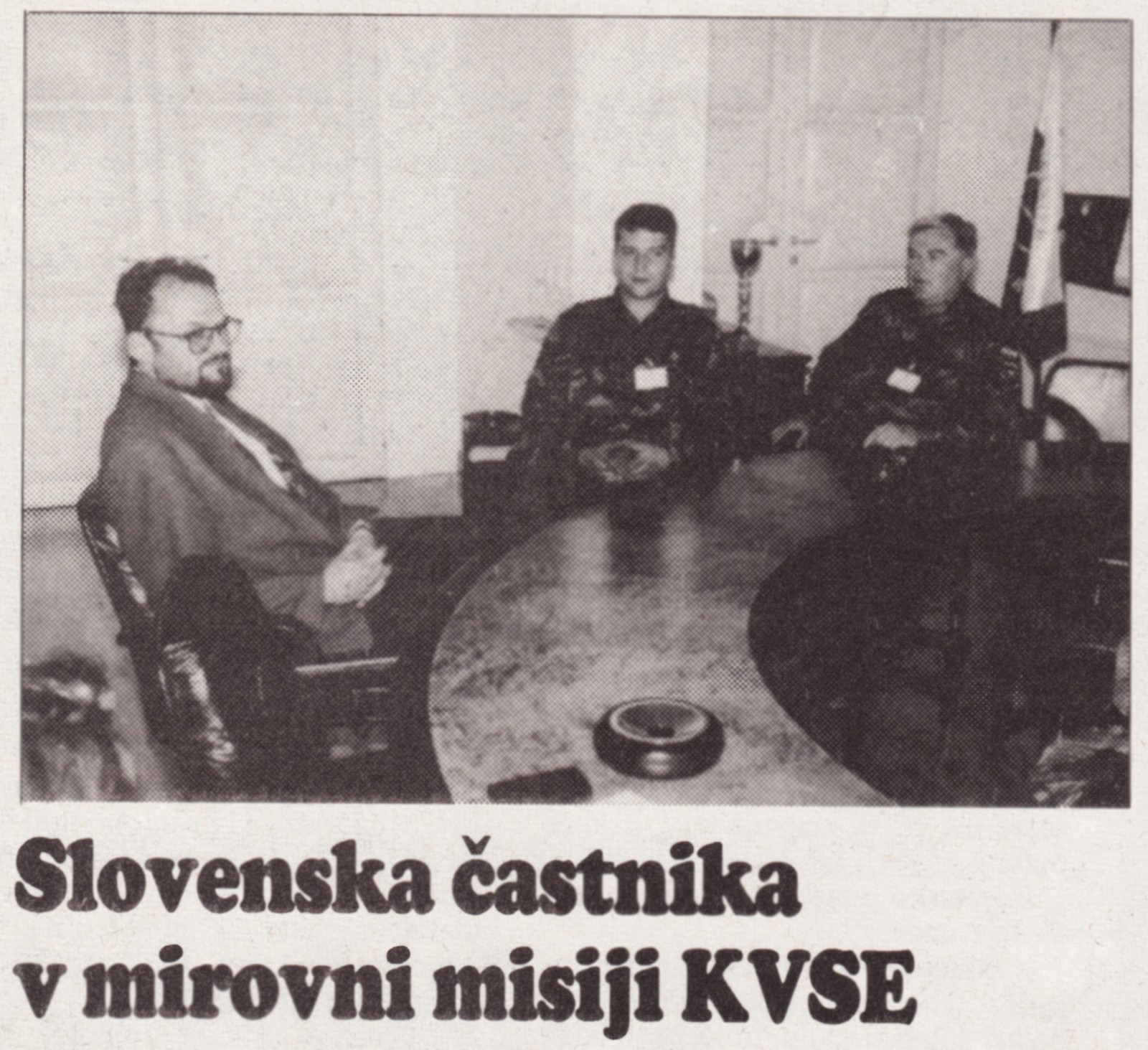 Slovenska častnika v mirovni misiji KVSE